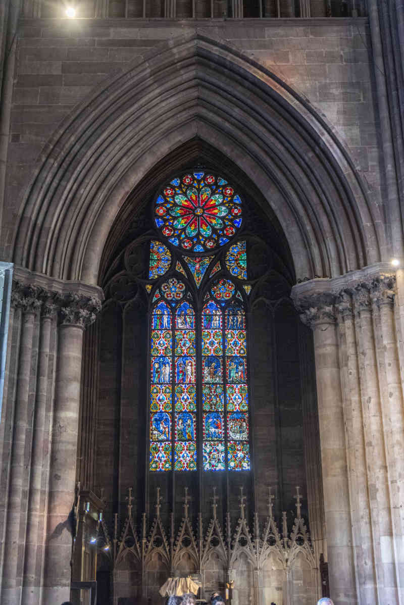 Francia - Alsacia 029 - Estrasburgo - catedral de Notre Dame.jpg